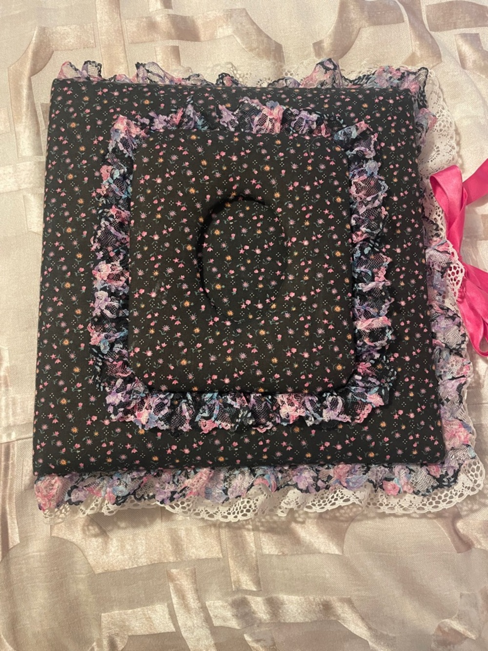 Handmade cloth padded photo album Floral lace trim 11 x 12 vintage